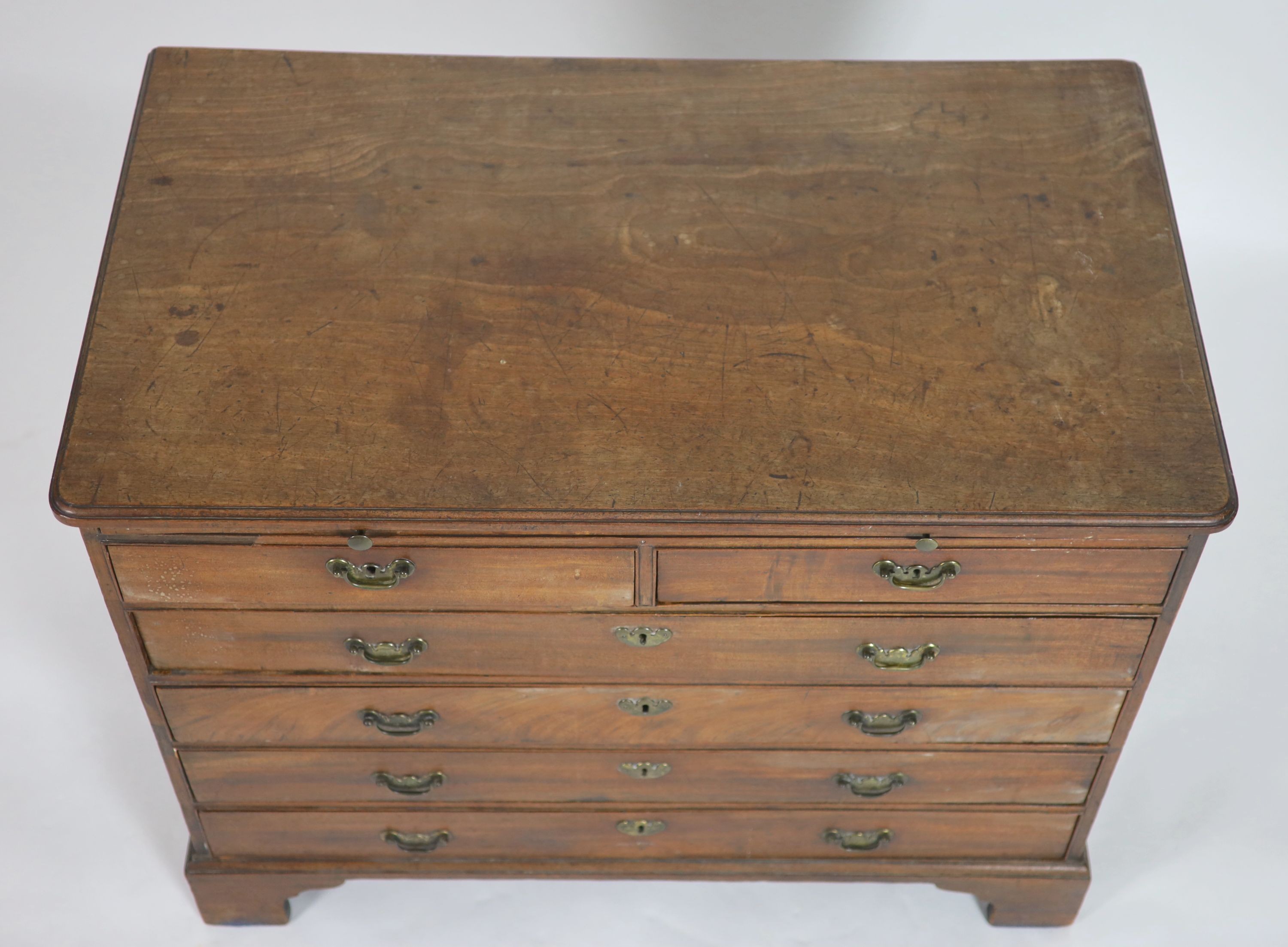 A George III mahogany chest, W.99cm D.58cm H.80cm